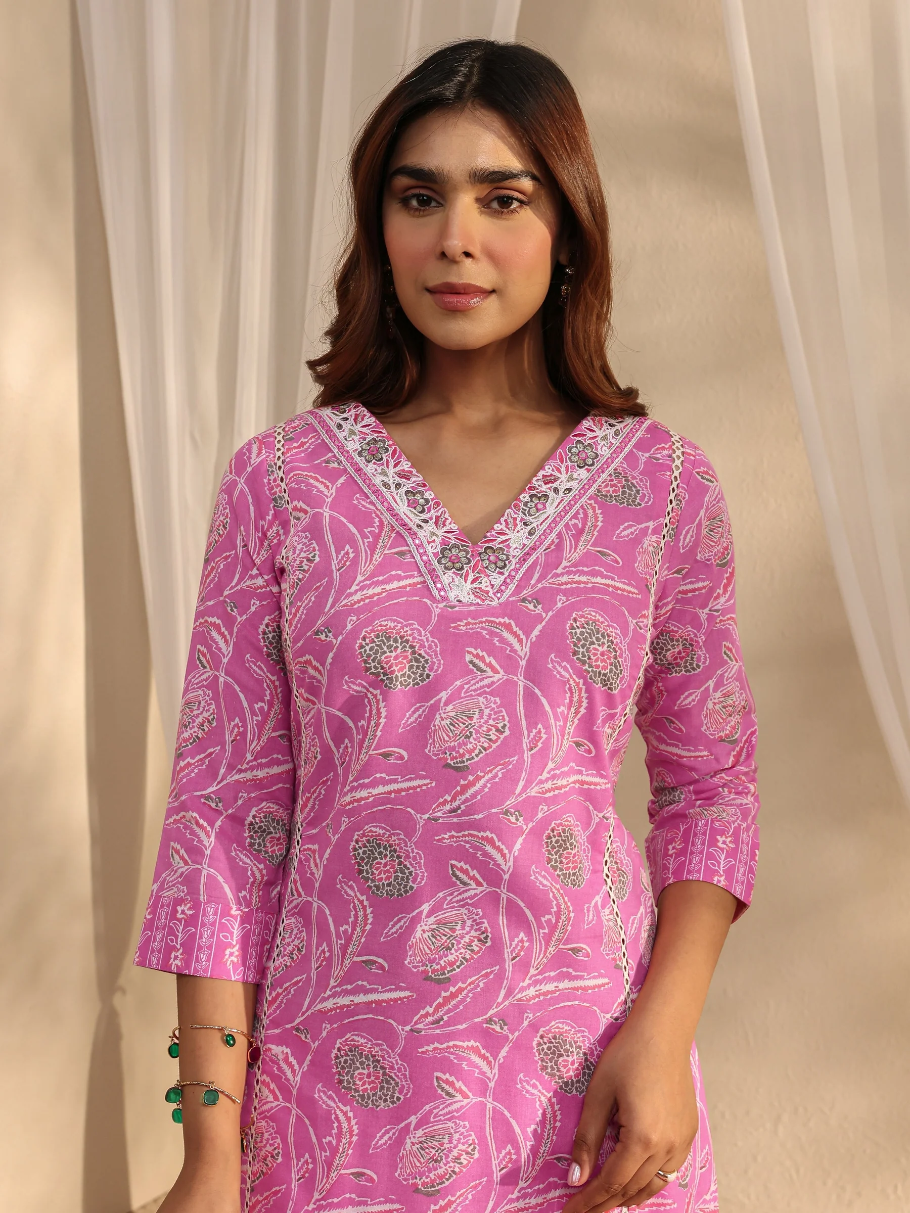 93327_7_1075d50d-333c-4dc4-b760-a87339125e21 Pink Floral Printed Cotton A-Line Suit Set With Dupatta - Image 7