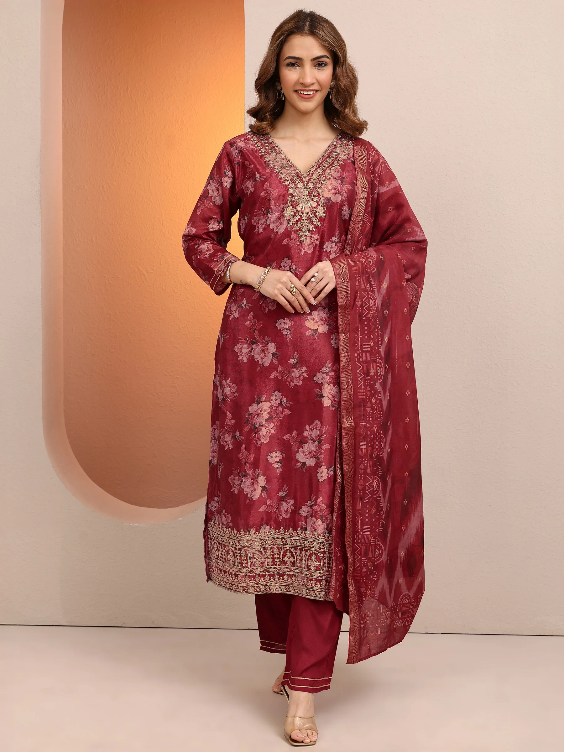 99883_1 Red Printed Chinon Straight Suit Set With Dupatta - Image 2