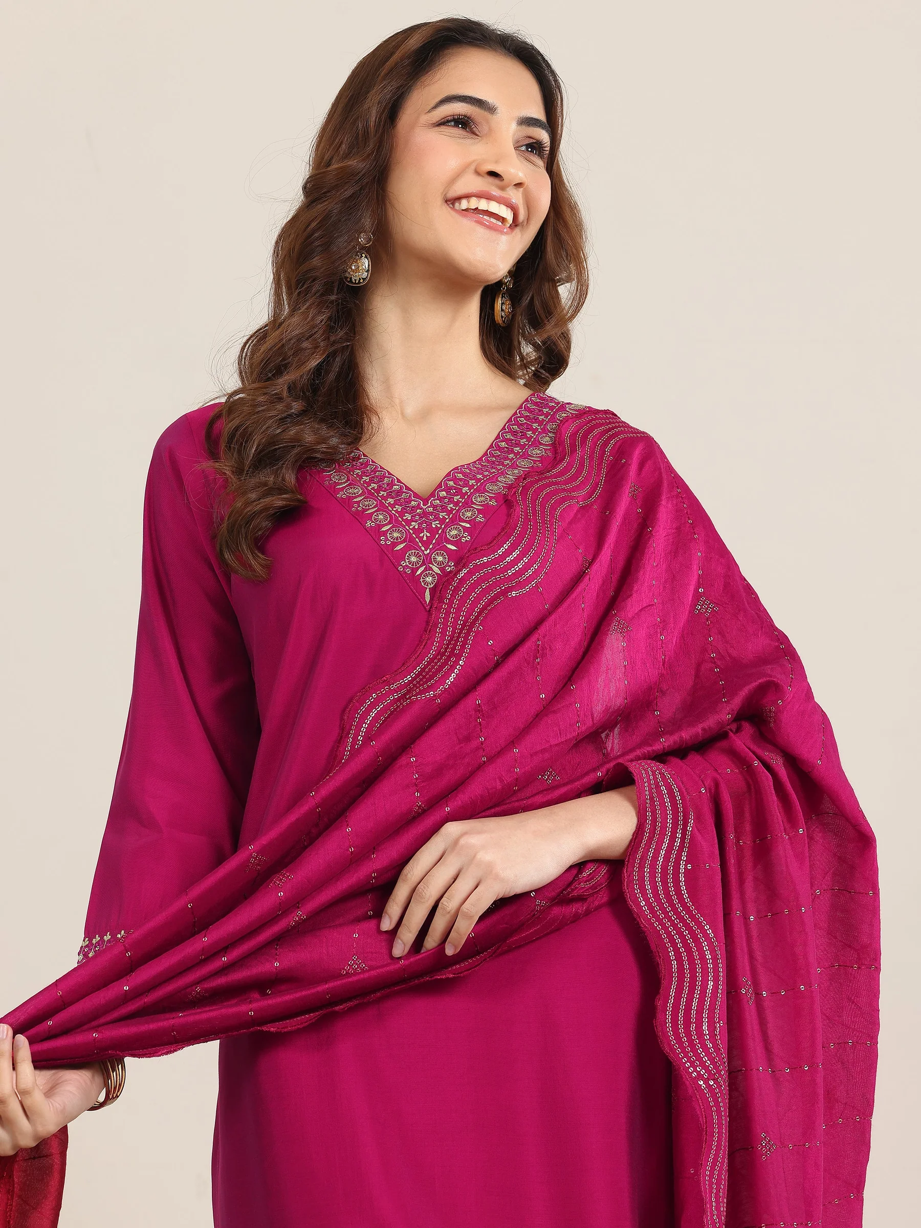 GS1052_7Main_4708d019-348d-4dea-bab7-916076d643a5 (1) Burgundy Yoke Design Silk Blend Straight Suit With Dupatta - Image 8