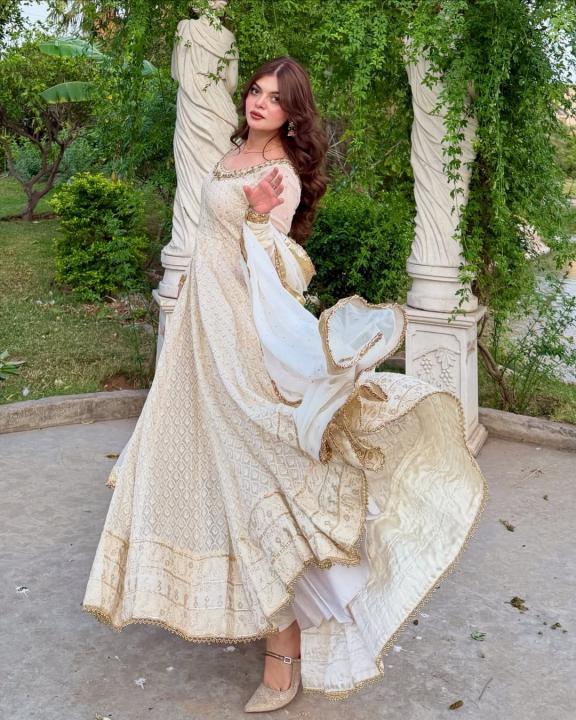 pink embroidered anarkali gown set with dupatta for women | jiostyles pink embroidered anarkali gown set with dupatta for women | jiostyles